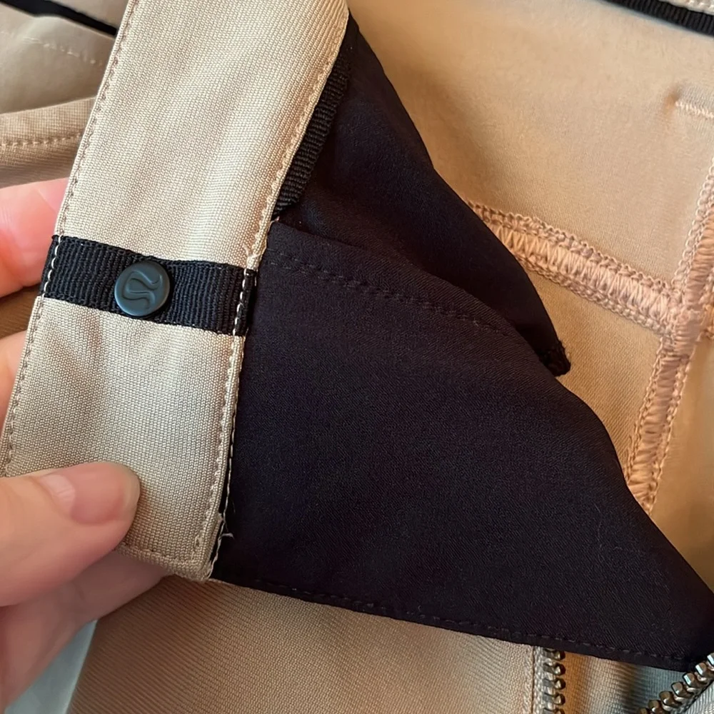 Lululemon men’s slim stretch gusseted khaki ABC pants 31 x 31.5 (hemmed) EUC